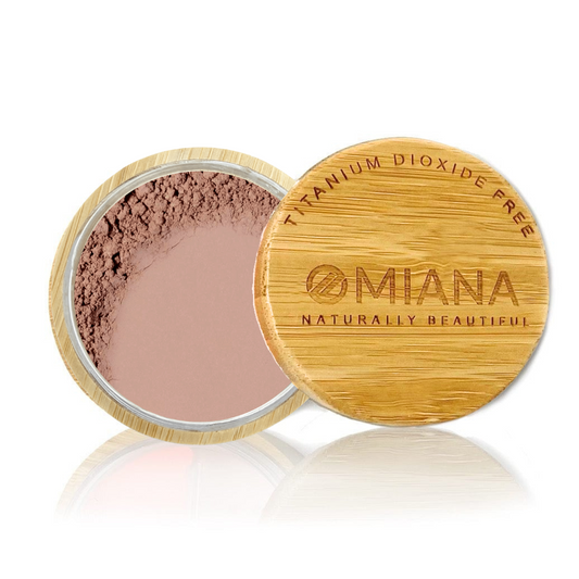 Omiana vegan Loose Powder Mineral Makeup Titanium Dioxide-Free Mica-Free in an Open bamboo container with a bamboo lid on a white background