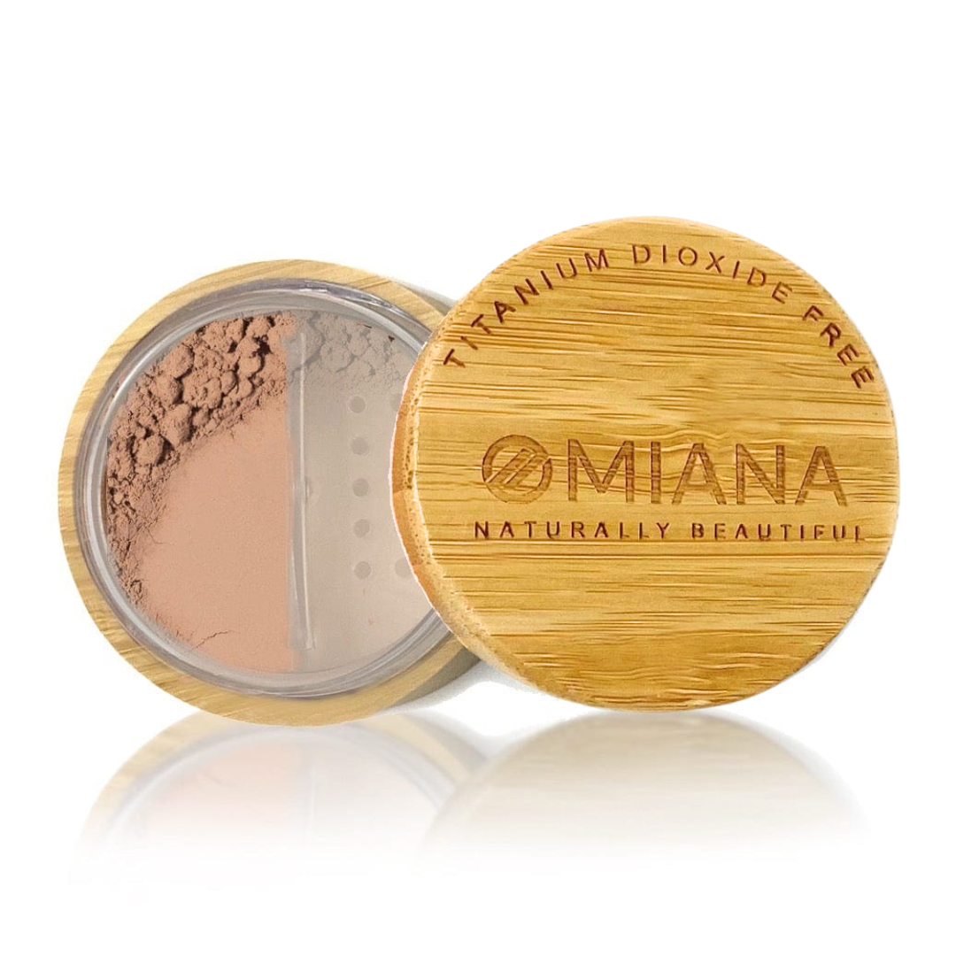 Omiana Loose Powder Mineral Bronzer Makeup in vegan bamboo container with bamboo lid on white background